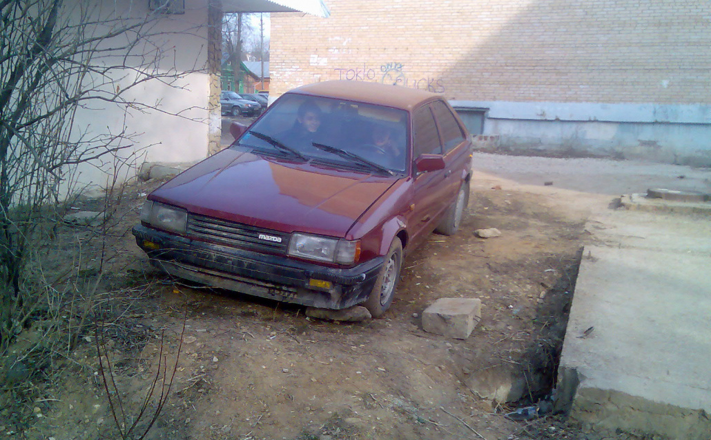 Mazda 323 III (BF) Моя Мазда-Анфибия
