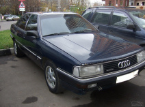 Audi 200 (44,44Q)